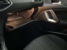 Peugeot 308 (2021) thumbnail 44