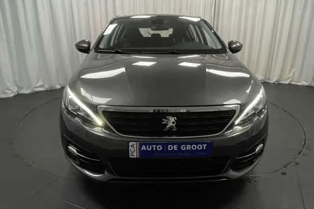 Peugeot 308 (2021) thumbnail 7