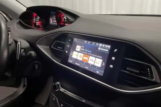 Peugeot 308 (2021) thumbnail 83