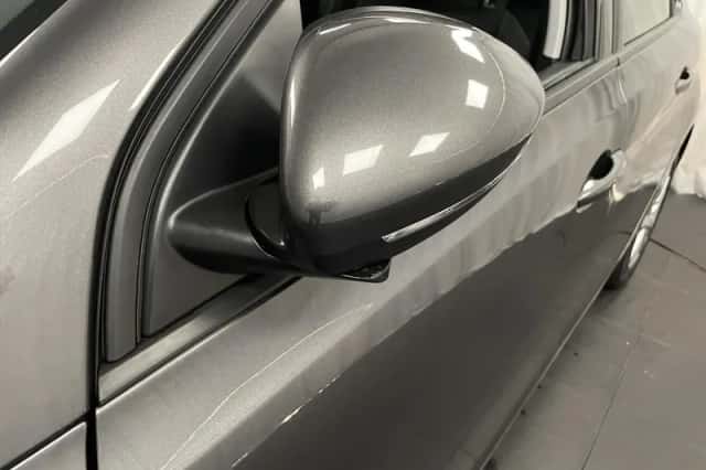 Peugeot 308 (2021) thumbnail 10