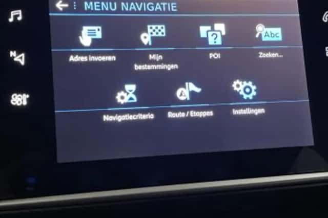 Peugeot 308 (2021) thumbnail 96