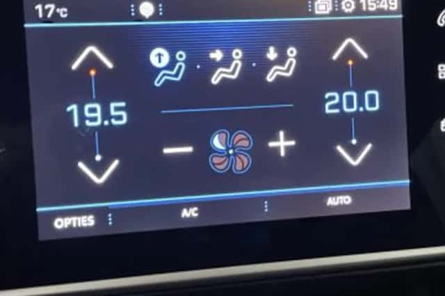 Peugeot 308 (2021) thumbnail 97