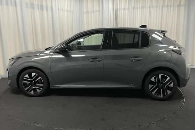 Peugeot 208 (2024) thumbnail 2