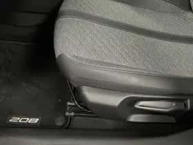 Peugeot 208 (2024) thumbnail 102