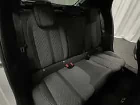 Peugeot 208 (2024) thumbnail 25