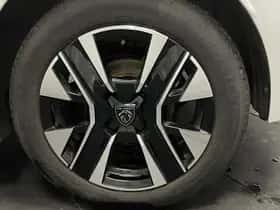 Peugeot 208 (2024) thumbnail 73