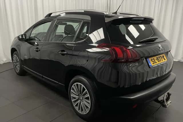Peugeot 2008 (2018) thumbnail 3