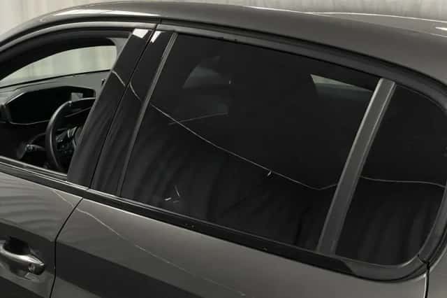 Peugeot 208 (2023) thumbnail 11
