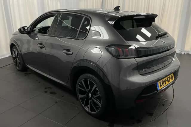 Peugeot 208 (2023) thumbnail 3