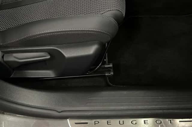 Peugeot 208 (2023) thumbnail 28