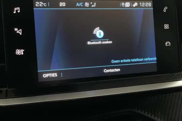 Peugeot 208 (2023) thumbnail 46