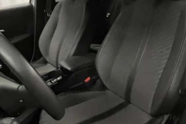 Peugeot 208 (2024) thumbnail 101