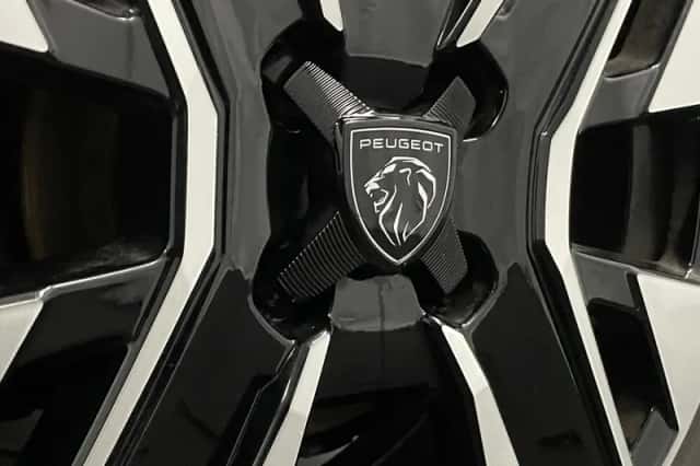 Peugeot 208 (2024) thumbnail 12