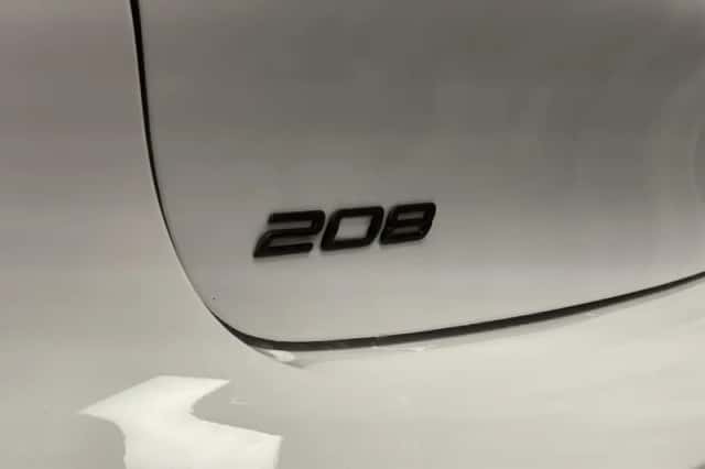 Peugeot 208 (2024) thumbnail 15