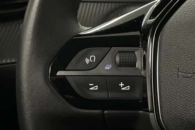 Peugeot 208 (2024) thumbnail 43