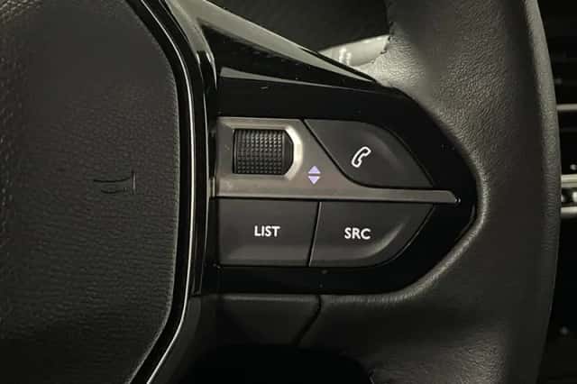 Peugeot 208 (2024) thumbnail 44