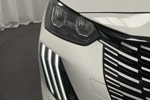 Peugeot 208 (2024) thumbnail 6