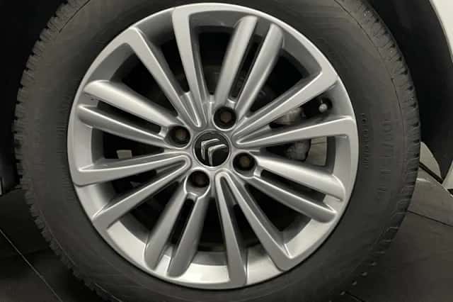 Citroën C4 (2016) thumbnail 4