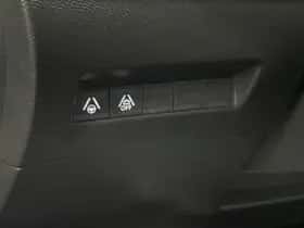 Peugeot 208 thumbnail 103