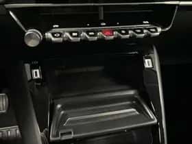 Peugeot 208 thumbnail 101