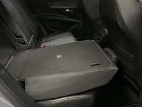 Peugeot 3008 (2018) thumbnail 97