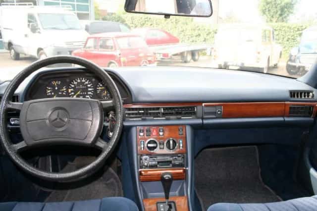 Mercedes-Benz S-Klasse (1985) thumbnail 3