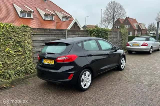 Ford Fiesta (2019) thumbnail 4