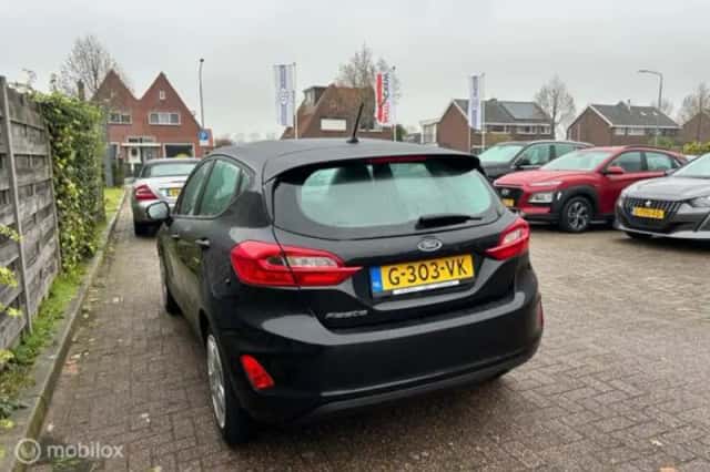 Ford Fiesta (2019) thumbnail 5
