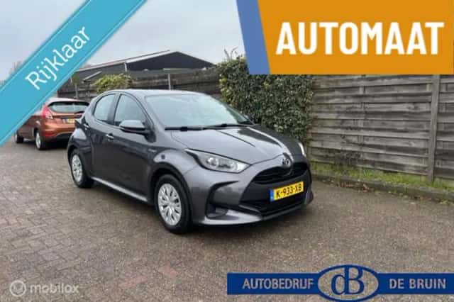 Toyota Yaris (2021) thumbnail 1