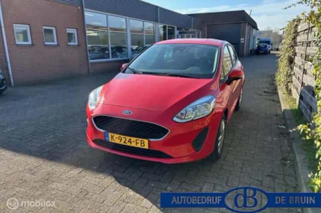 Ford Fiesta (2020) thumbnail 2