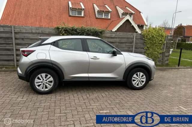 Nissan Juke (2020) thumbnail 3