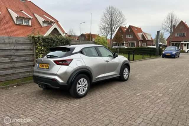 Nissan Juke (2020) thumbnail 4