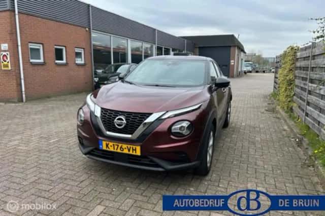 Nissan Juke (2021) thumbnail 2