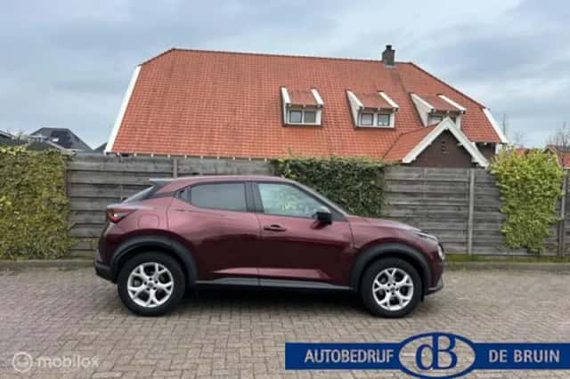 Nissan Juke (2021) thumbnail 3