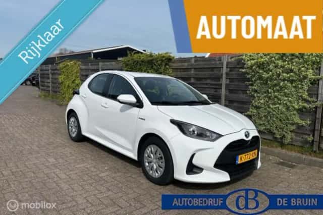 Toyota Yaris (2021) thumbnail 1