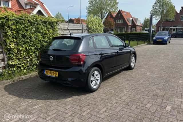 Volkswagen Polo (2019) thumbnail 4