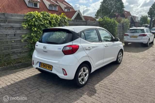 Hyundai i10 (2020) thumbnail 4