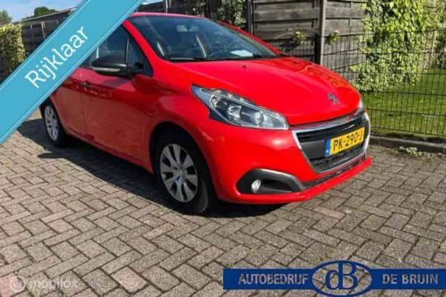 Peugeot 208 (2017) thumbnail 1
