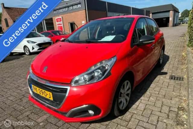 Peugeot 208 (2017) thumbnail 4
