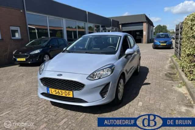 Ford Fiesta (2021) thumbnail 2