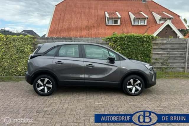 Opel Crossland (2022) thumbnail 3