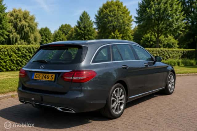 Mercedes-Benz C-Klasse (2015) thumbnail 5