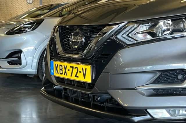 Nissan Qashqai (2021) thumbnail 4