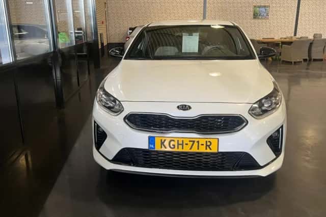 Kia PRO CEED (2020) thumbnail 2