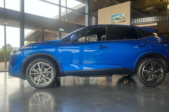 Nissan Qashqai (2022) thumbnail 4