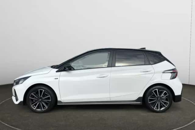 Hyundai i20 (2023) thumbnail 2