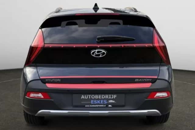 Hyundai Bayon (2021) thumbnail 4