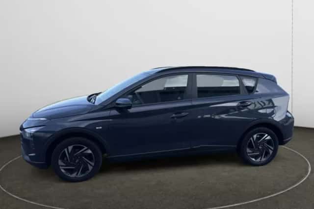 Hyundai Bayon (2022) thumbnail 2