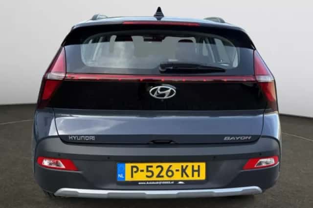 Hyundai Bayon (2022) thumbnail 4