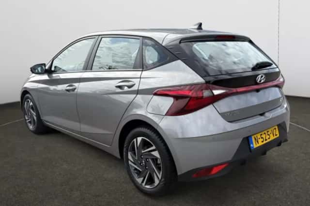 Hyundai i20 (2022) thumbnail 3
